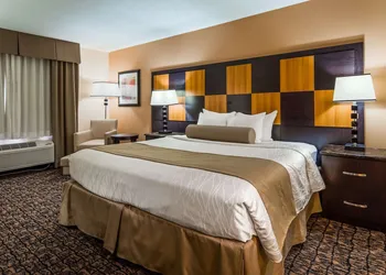 Best Western Plus Wendover Inn hotel thumbnail 6
