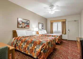 Rodeway Inn Encinitas North hotel thumbnail 7