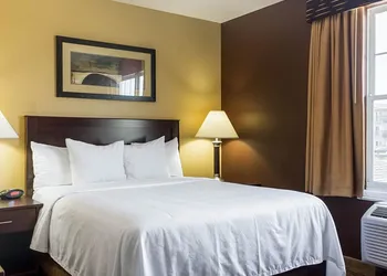 MainStay Suites Minot hotel thumbnail 7