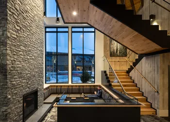 Peaks Hotel & Suites hotel thumbnail 7