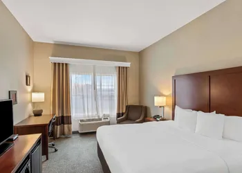 Comfort Inn & Suites Hermiston South hotel thumbnail 4