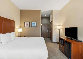 Comfort Inn & Suites Hermiston South hotel thumbnail 5
