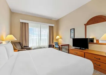 Comfort Inn & Suites Hermiston South hotel thumbnail 7