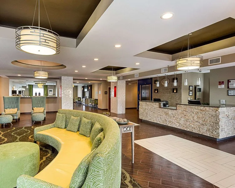 Comfort Suites near Tanger Outlet Mall hotel detail image 2