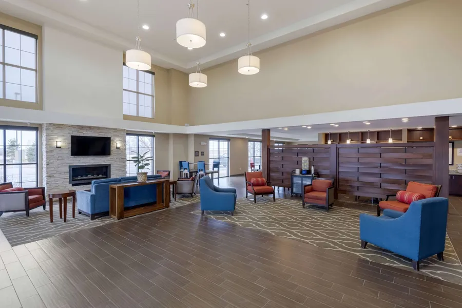 Comfort Suites and Conference Center hotel detail image 2