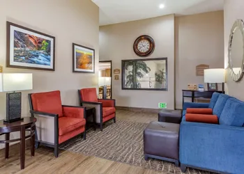Comfort Inn & Suites Deming hotel thumbnail 2