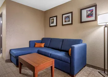 Comfort Inn & Suites Deming hotel thumbnail 8