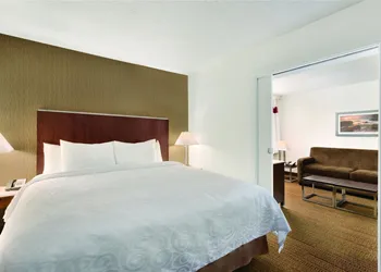 Coast Discovery Inn hotel thumbnail 7