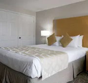 Coast Osoyoos Beach Hotel hotel detail image 3