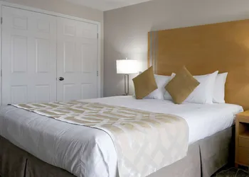 Coast Osoyoos Beach Hotel hotel thumbnail 3