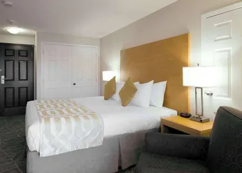 Coast Osoyoos Beach Hotel hotel thumbnail 7