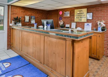 Americas Best Value Inn Ellsworth hotel thumbnail 2