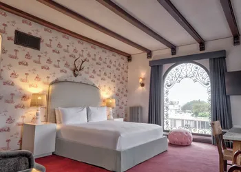 Maison Twenty Seven hotel thumbnail 6