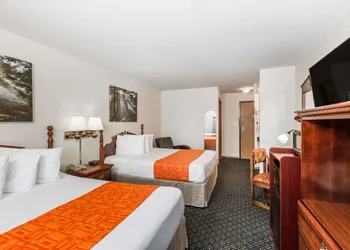 Howard Johnson by Wyndham Wichita Airport hotel thumbnail 5