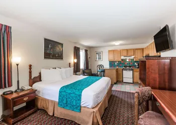 Howard Johnson by Wyndham Wichita Airport hotel thumbnail 8