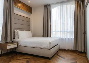 Hotel 32One hotel thumbnail 6