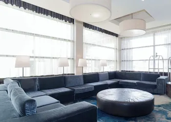 Sandman Signature Vancouver Airport Hotel & Resort hotel thumbnail 3