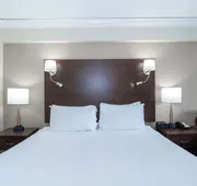 Sandman Signature Vancouver Airport Hotel & Resort hotel detail image 7
