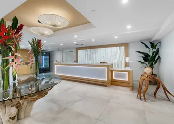 Beachcomber Resort & Club hotel thumbnail 2