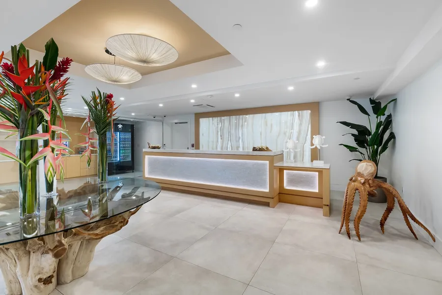 Beachcomber Resort & Club hotel detail image 2