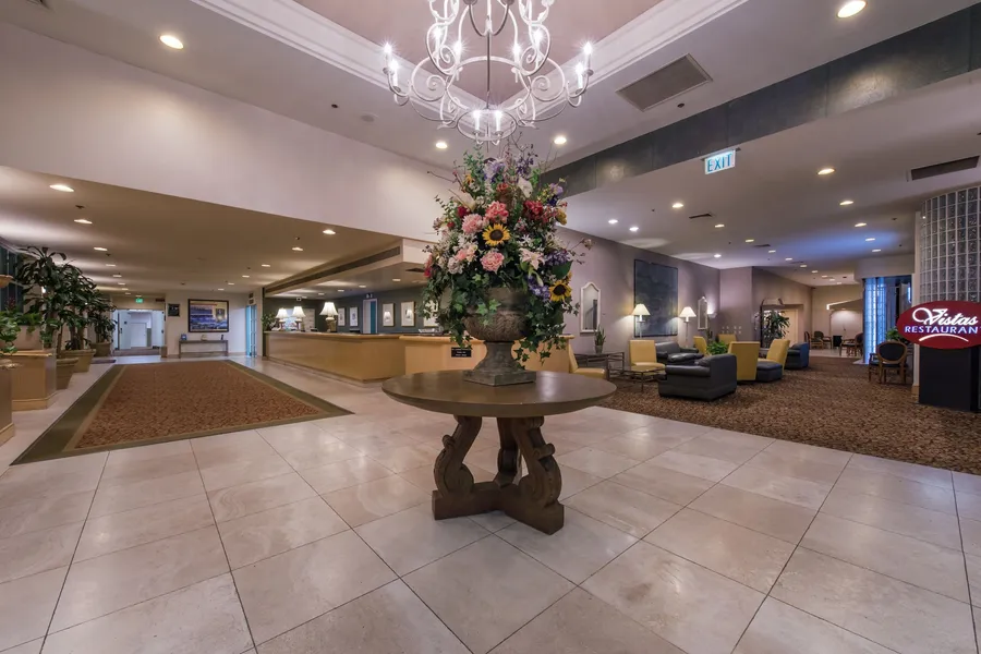 Grand Vista Hotel hotel detail image 2