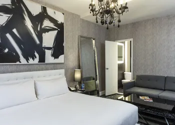 Square Hotel at Times Square hotel thumbnail 7