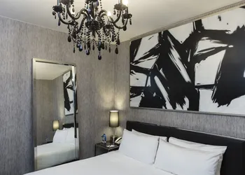 Square Hotel at Times Square hotel thumbnail 8