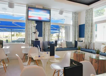 The Penguin Hotel hotel thumbnail 2
