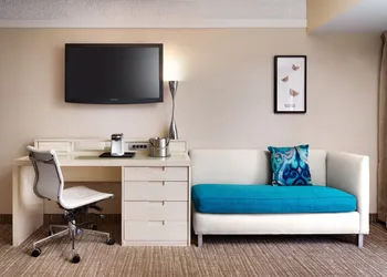 Atrium Hotel at Orange County Airport hotel thumbnail 3