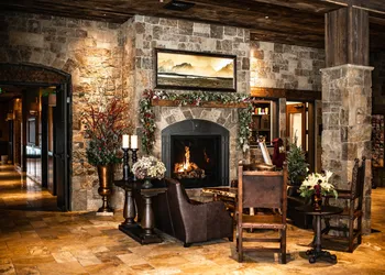 Elk Country Inn hotel thumbnail 3