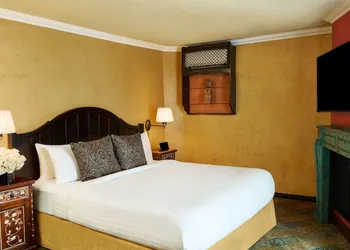 Petit Ermitage hotel thumbnail 8