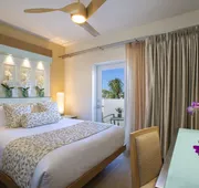 Santa Maria Suites hotel detail image 4