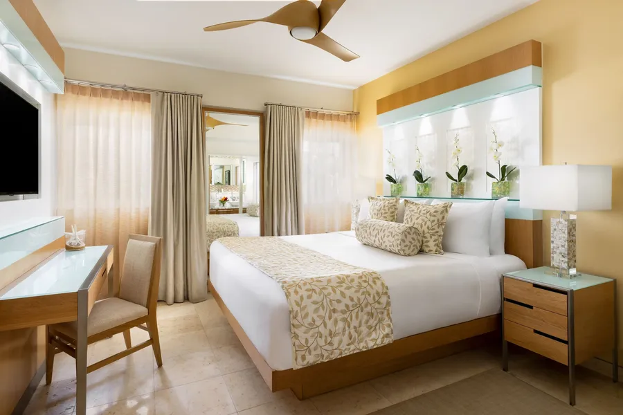 Santa Maria Suites hotel detail image 6