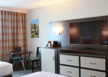Avi Resort & Casino hotel thumbnail 5