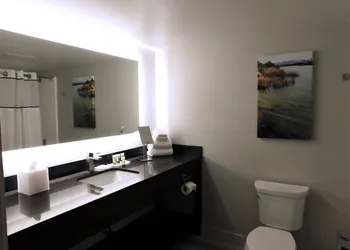 Avi Resort & Casino hotel thumbnail 6