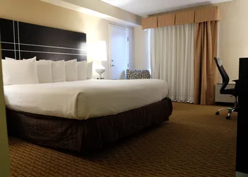 Chateau Resort & Conference Center hotel thumbnail 6