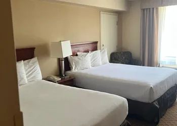 Chateau Resort & Conference Center hotel thumbnail 7