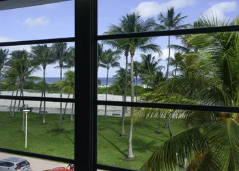 Avalon Hotel hotel thumbnail 2