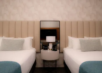 Avalon Hotel hotel thumbnail 5