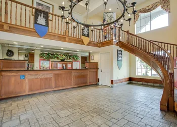 Castle Inn and Suites hotel thumbnail 3