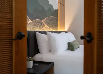 Nita Lake Lodge hotel thumbnail 7