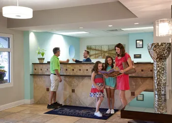 Paradise Resort hotel thumbnail 4