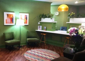 Oasis Inn hotel thumbnail 3