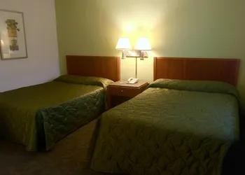 Oasis Inn hotel thumbnail 5
