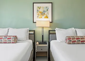 Marina Village Inn hotel thumbnail 7