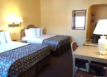 Anaheim Discovery Inn & Suites hotel thumbnail 8