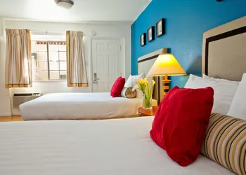 Alpine Inn And Suites hotel thumbnail 7