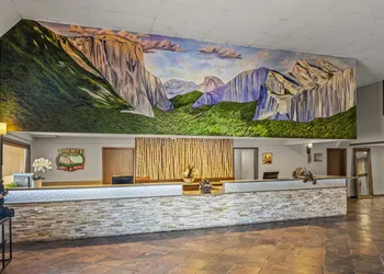 Yosemite Southgate Hotel & Suites hotel thumbnail 2
