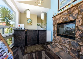 Pacific Shores Inn hotel thumbnail 3