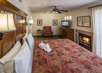 Villas of Cave Creek hotel thumbnail 3